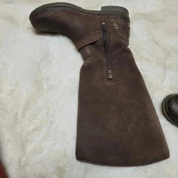 UGG Australia Tupelo Dark Brown Leather Moto Riding Boots Women Sz 6 Waterproof - Picture 7 of 9